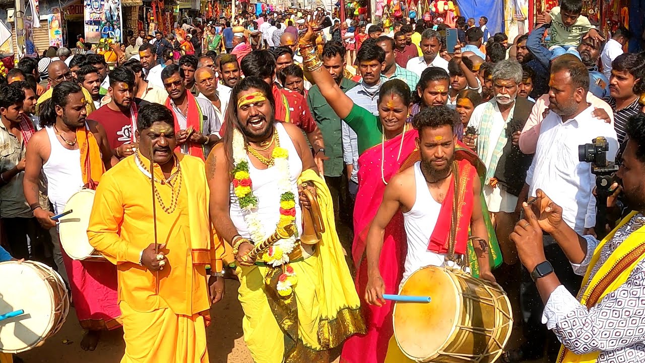 Upuguda Uppuguda Shiva sigam at komuravelli jathara | uppuguda shiva Mallanna ...