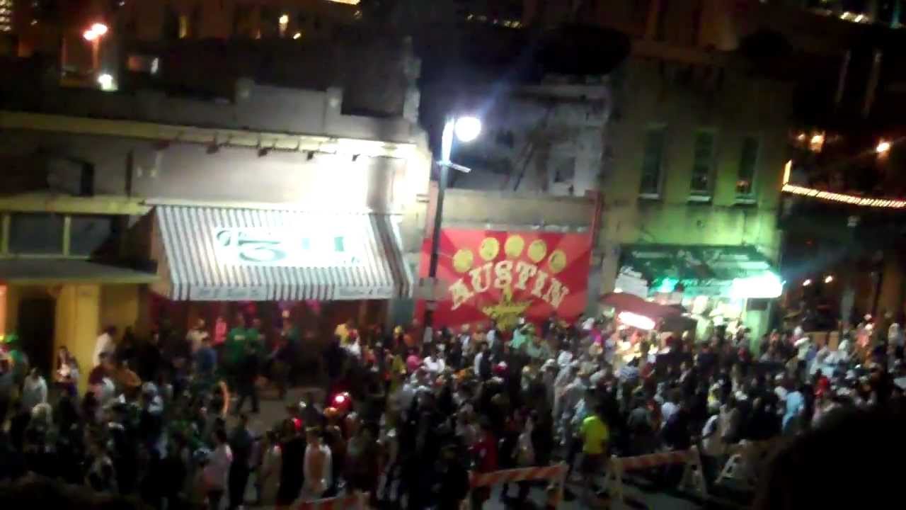 Crazy Sexy Halloween Costumes in Austin,Tx 2010 YouTube