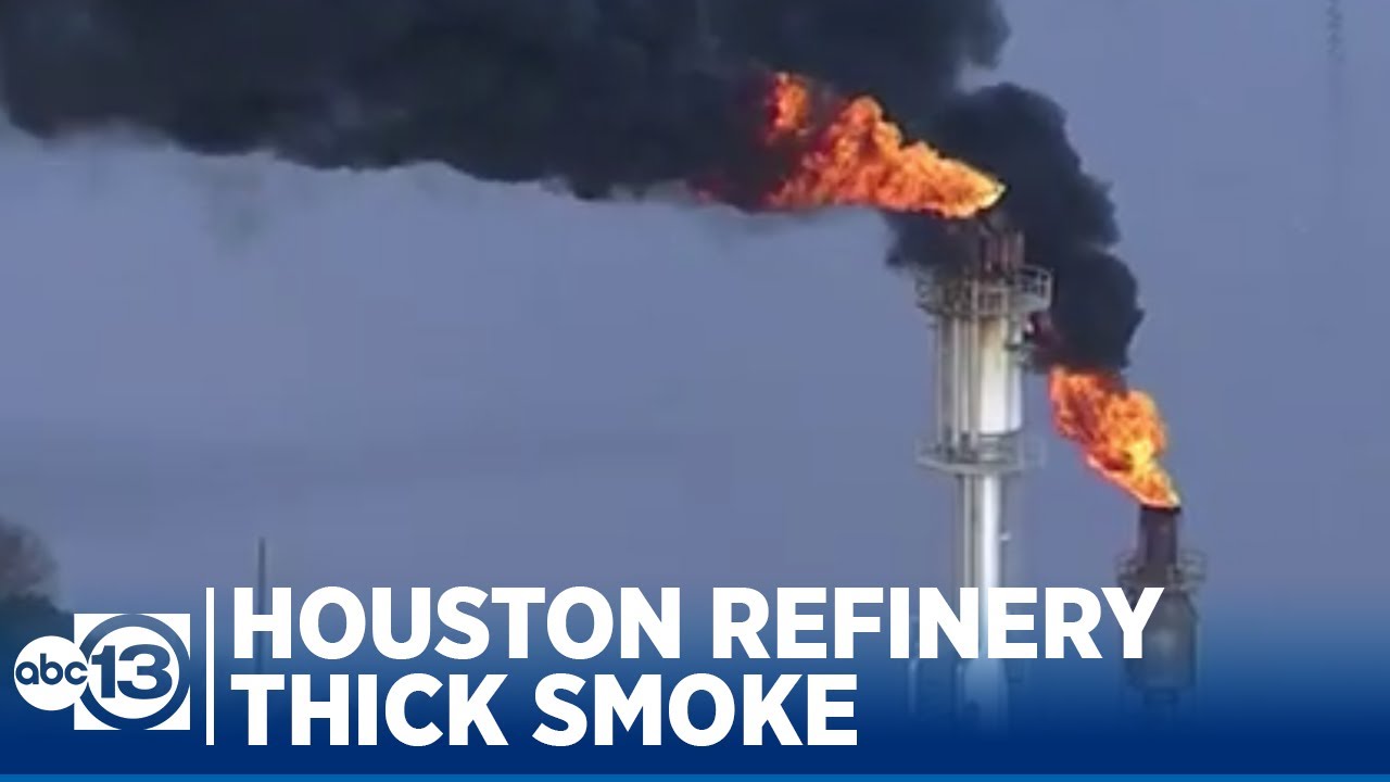 Valero Houston Refinery flare putting off thick smoke in southeast Houston