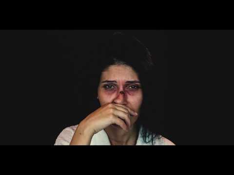 Video: Xeyr Və Ya Niyə Qadınların Şiddət Zamanı Mübarizə Etmədiyini Demədiniz
