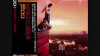 Обложка 10cc Les Nouveaux Riches Single Mix Скачать 10cc Les Nouveaux Riches Single Mix