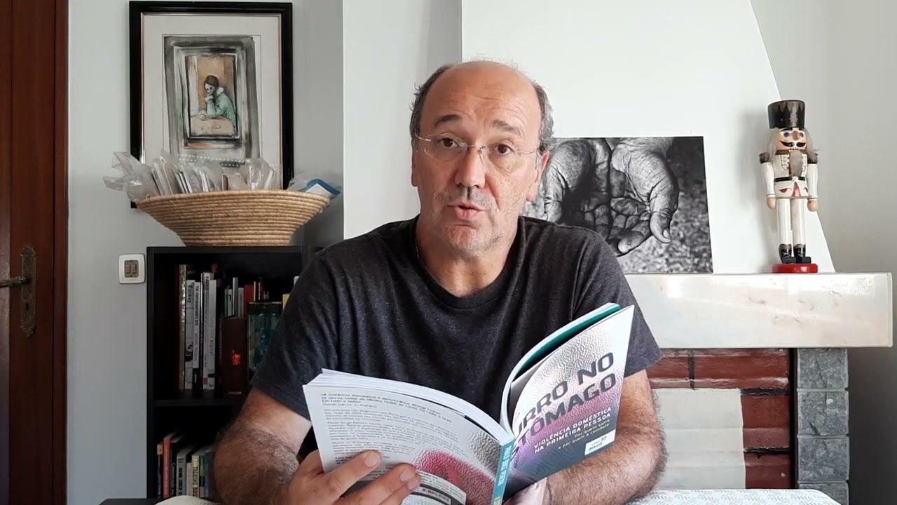 Especial Dia Mundial do Livro: "Murro no Estômago", de e por Paulo Jorge Pereira