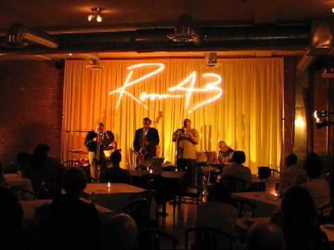 Chicago Horns At Room 43