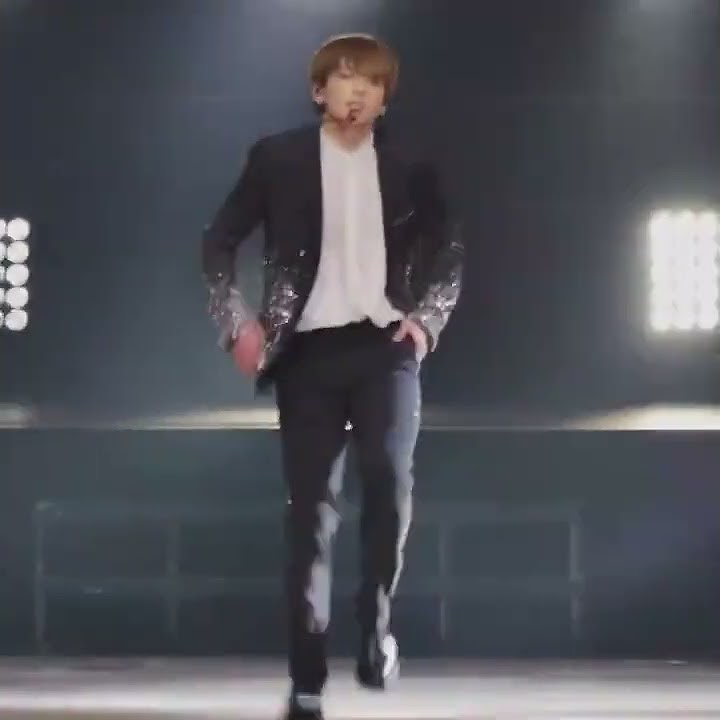 (Notice this ) JUNGKOOK this dance move from - 'you make me begin'.