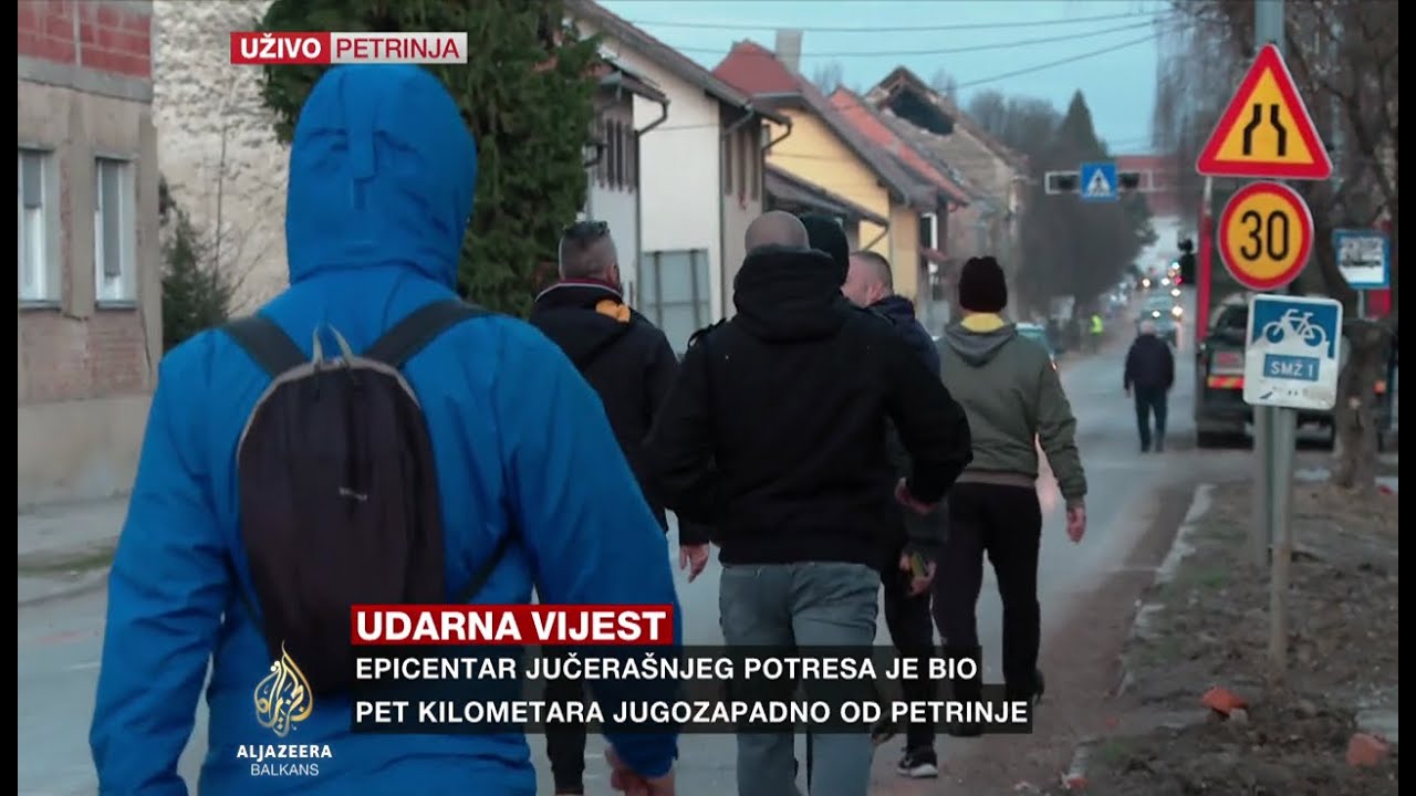 Gužva na ulazu u Petrinju, u pomoć stižu mnogi Zagrepčani