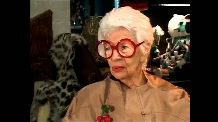 Debra!!!: Season 1, Episode 07 Iris Apfel