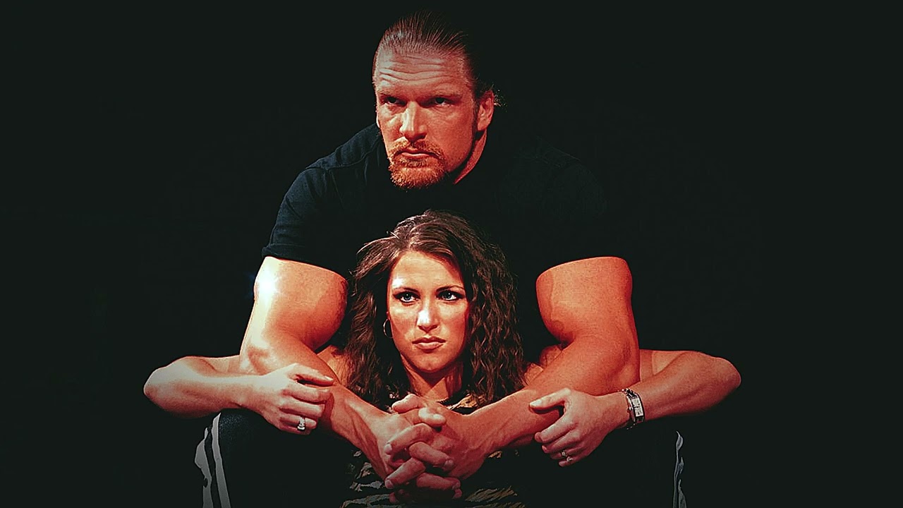 WWE: The Game (Triple H) [Entrance Theme w/ Crowd Pop, Cheers & Arena Effect]