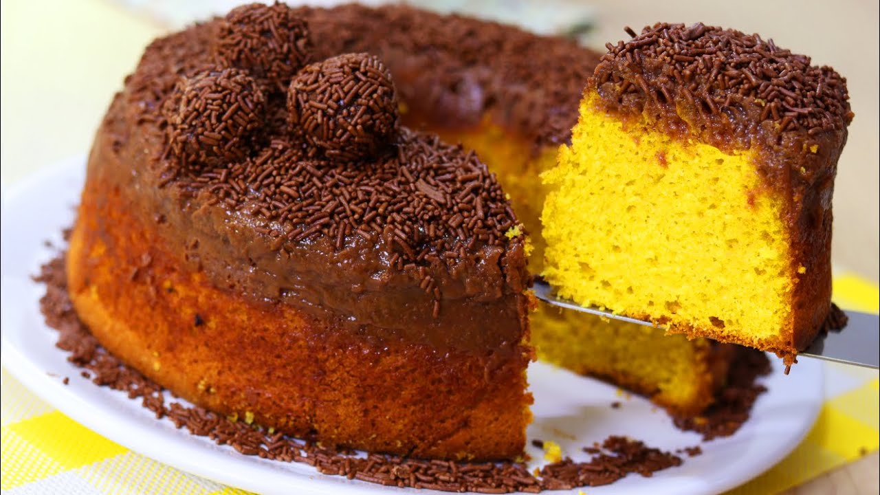 MAIS FÁCIL IMPOSSÍVEL |  BOLO DE CENOURA INVERTIDO | QUE SAI RECHEADO DO FORNO - Dika da Naka