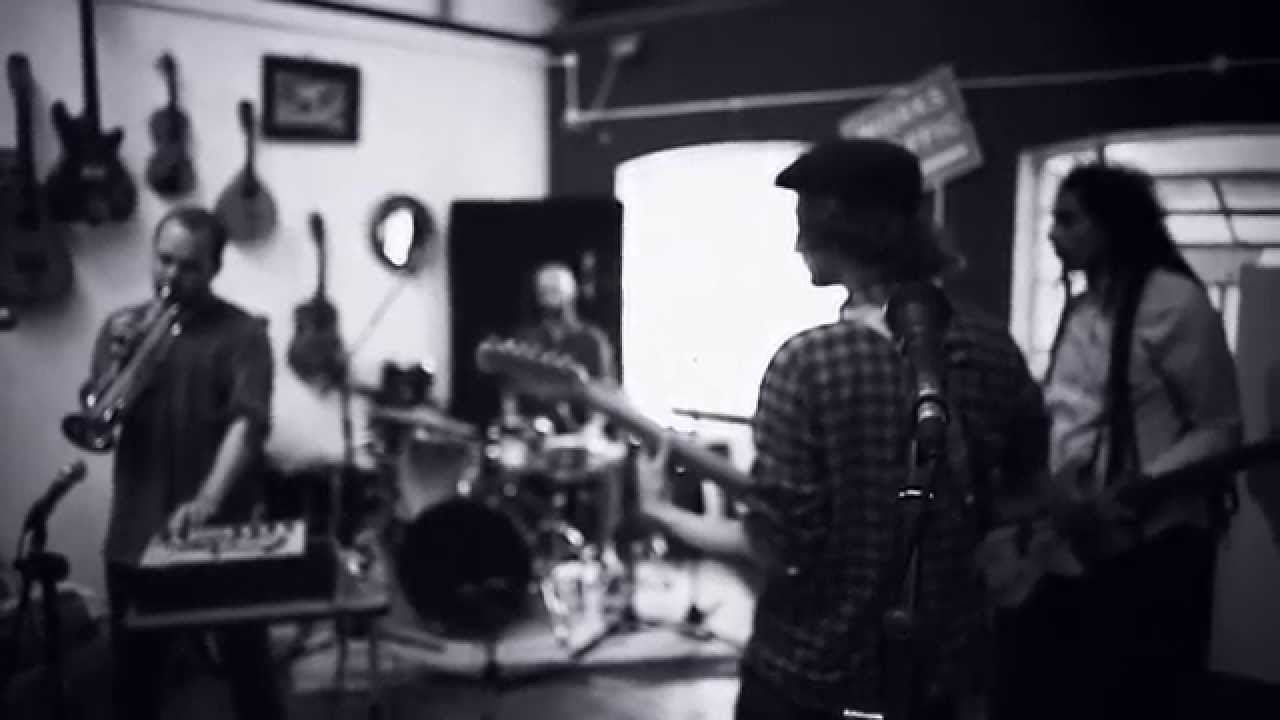 George Works - Dirty Boy [live from 5 Fountayne Road]