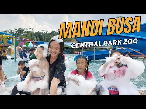 Zoomandi Central Park Zoo Mandi Busa dan Kebun Binatang - Raisha Rania Razka ...
