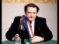 Coluche  ladministration