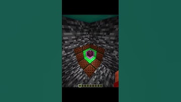 Minecraft BUT I’m Stuck in an Endless Loop… 😵🔥#minecraft #shorts