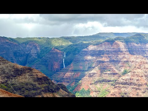 Waimea Canyon and Kapaia Swinging Bridge in Kauai