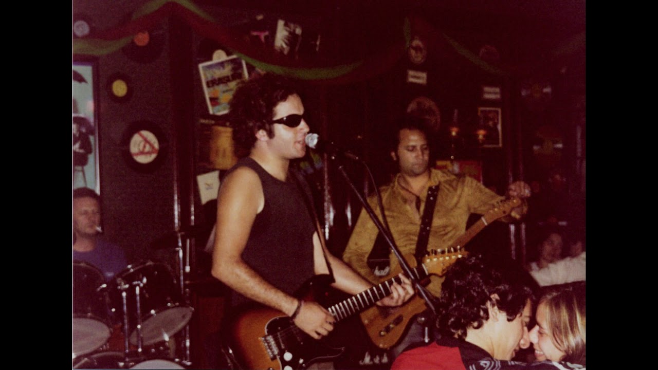 Lobo de Mar - RODRIGO DORAL & SALVI MORENO