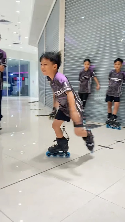 Waktu Indonesia bagian Speed Slalom! Latihan inline skate freestyle. #freestyle #speedslalom