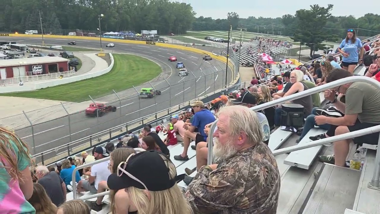 Berlin Raceway VROA feature part 1