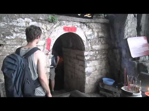 Climb to the Dharma Cave Mt Songshan - Shaolin Temple