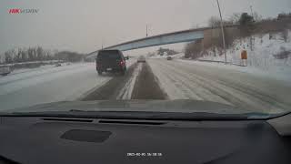 Car crash: SUV spin out of control on I-84 under snowy conditions