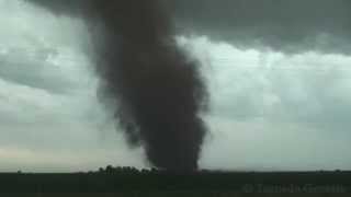 Crossroads - Storm Chasing DVD Trailer