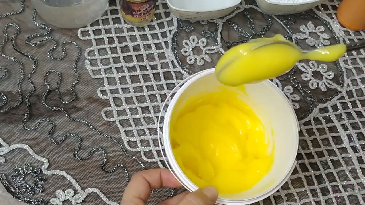 بلسم لجميع انواع الشعر بيفك التشابك وبيعطى نعومة ولمعان للشعر وبيعالج الهيشان