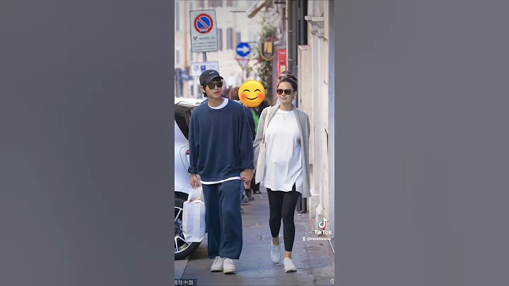 Song Joong Ki and his wife spotted on a date in rome😍 #songjoongki - DayDayNews