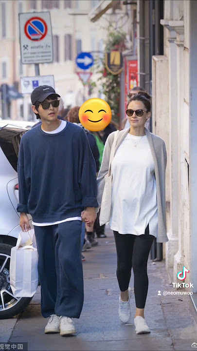 Song Joong Ki and his wife spotted on a date in rome😍 #songjoongki