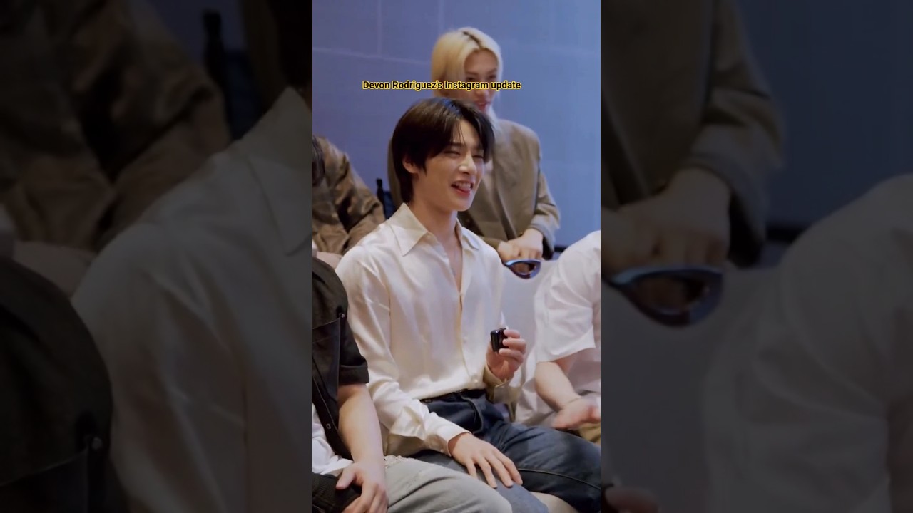 Changbin saw opportunity and took it😬❤ 