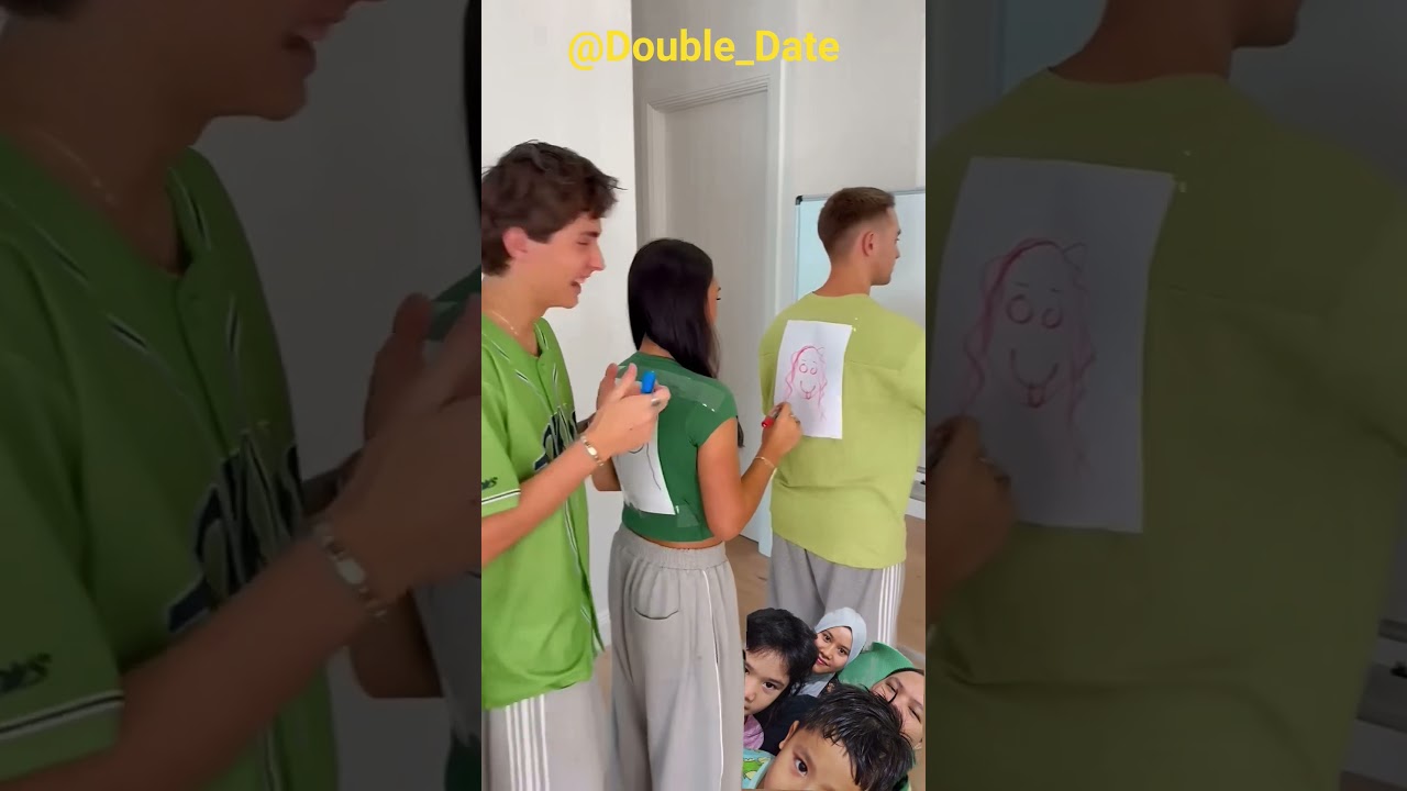 Plottwist gambar di punggung 🤣❌#shorts #reaction #greenscreen #react #funny #prank #plottwist