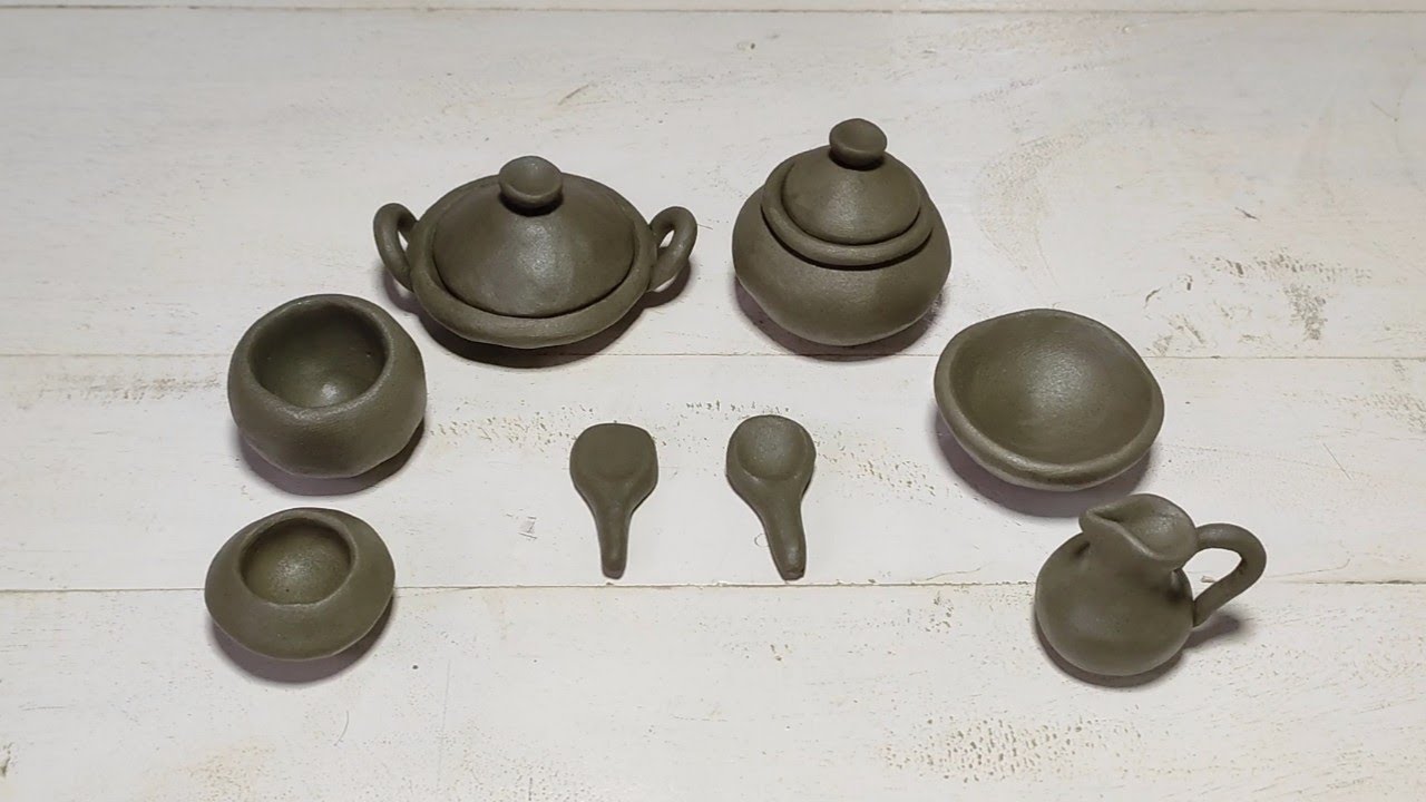 DIY Miniature Kitchen Set made with clay 
