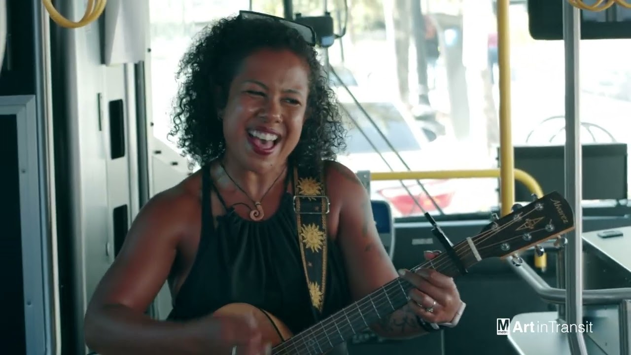 MetroLIVE: Emma G ‘Tiny Bus’ Performance