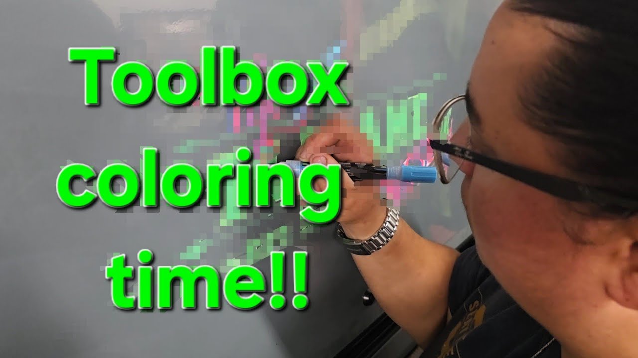 ⁣Answering YOUR questions while getting creative!