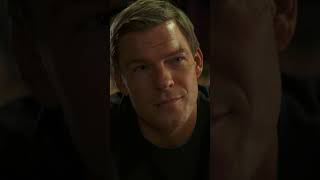 Reacher & Roscoe 🥰😩 #Reacher #AlanRitchson #Shorts #PrimeVideo screenshot 5