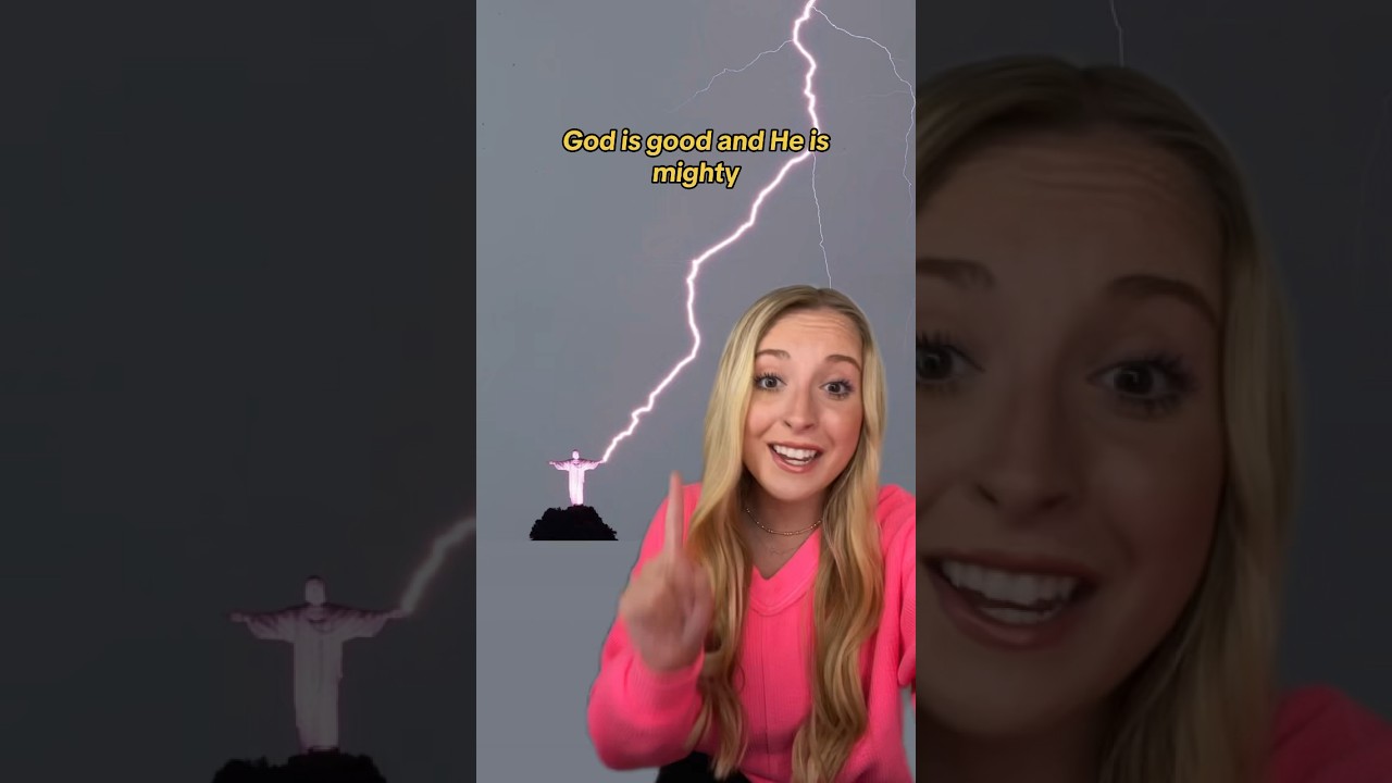 Молния ударила в статую Иисуса в Бразилии‼️😱 