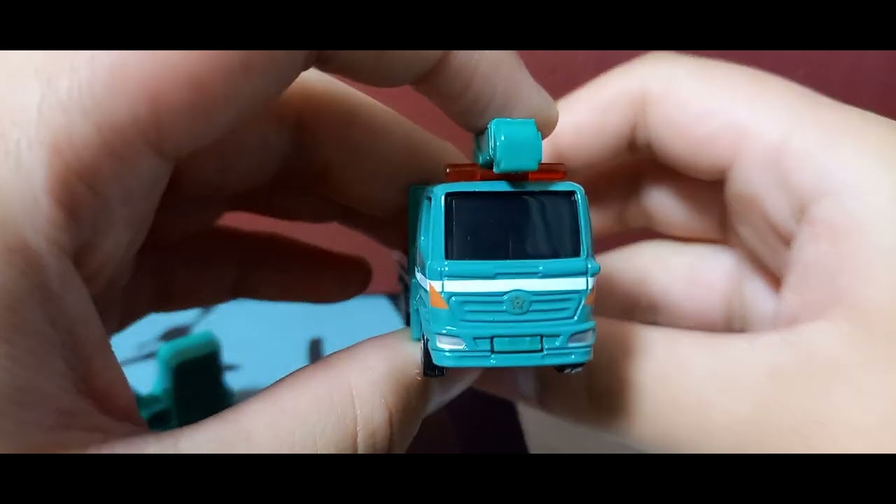 新年早々トミカ紹介