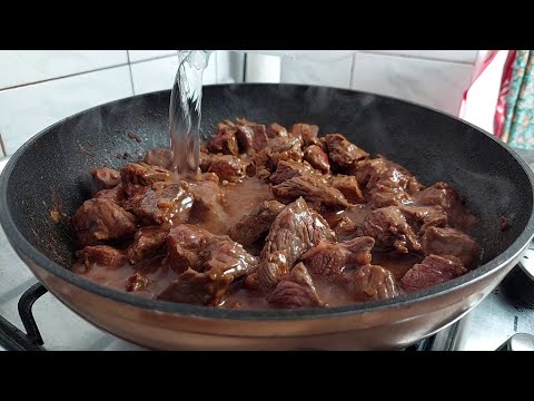 Видео: Вкусная мясная подлива к любому гарниру. Паприкаш