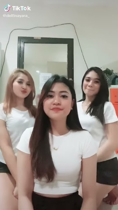 spg cantik goyang tiktok sexy