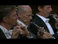 Capture de la vidéo Jakub Hrůša Conducts Wiener Philharmoniker With Igor Levit - ヤクブ・フルシャ指揮ウィーン・フィルハーモニー管弦楽団