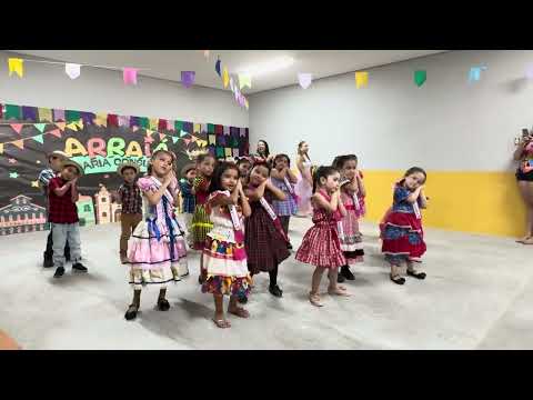 Pagode Russo - Festa Junina  - Educação Infantil