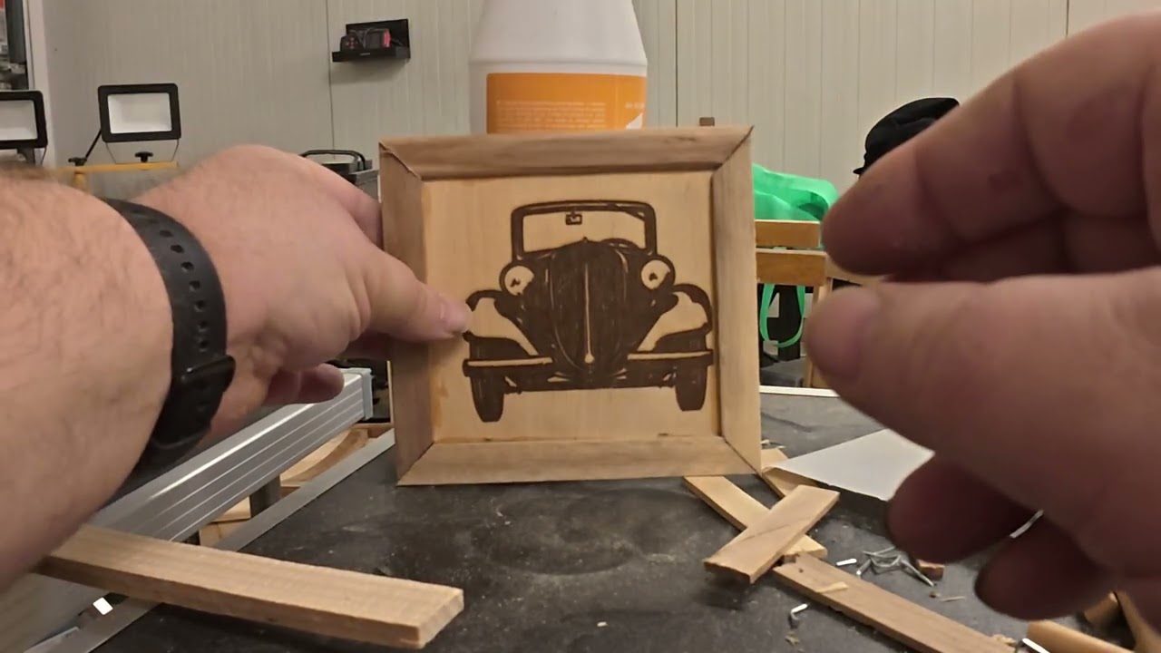 Nyt on pieniä puristimia ja tein taulun