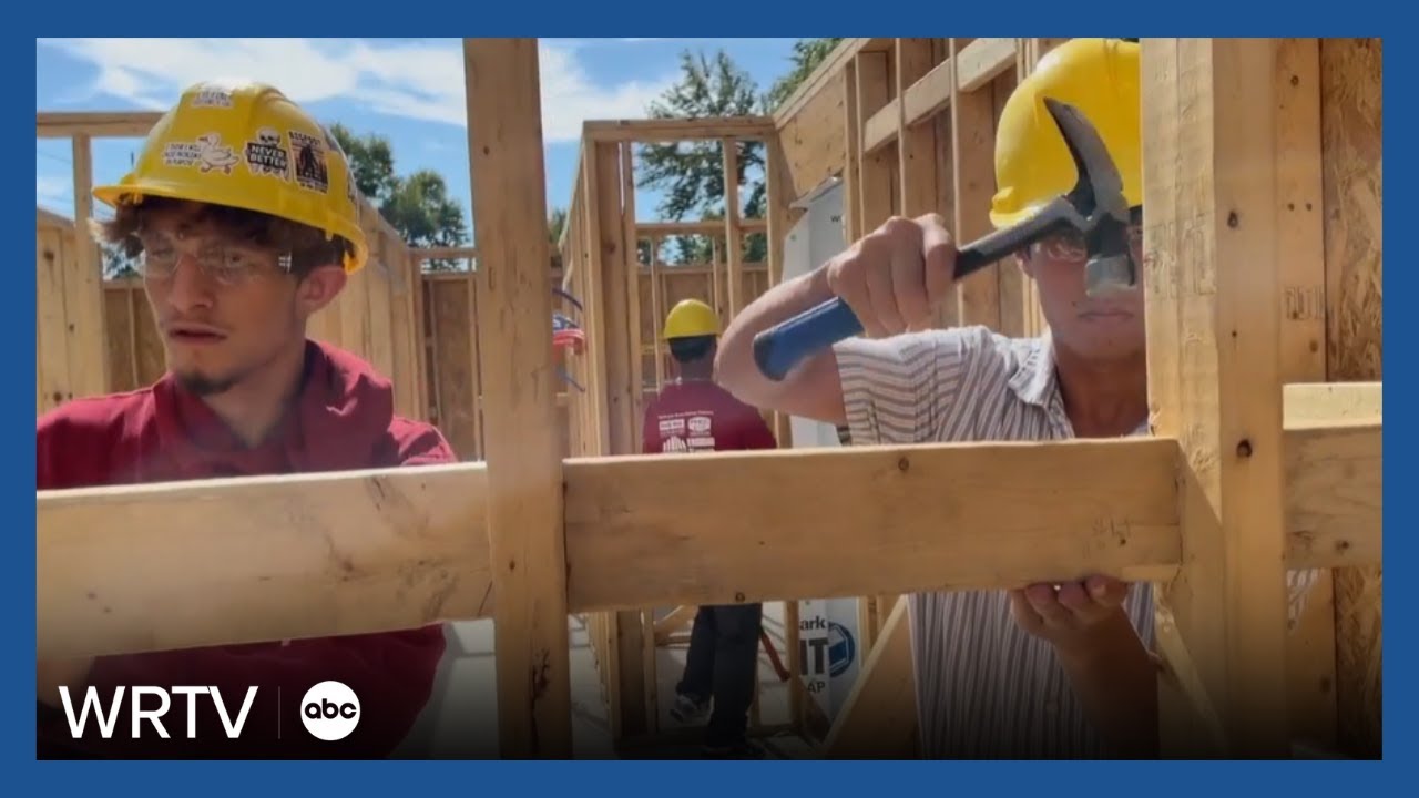 Students build affordable housing on west side while gaining valuable skills