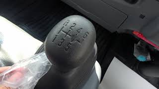 登録済未使用車！ 4段クレーン付 いすゞ エルフ ワイドロング 荷重表示付液晶ラジコン付 URG294RK 平成30年式 キャビン内装と荷台