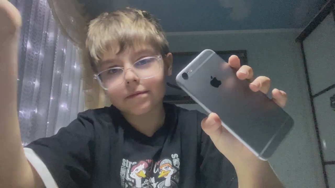 Это хороший айфон. Но его спрятала 7