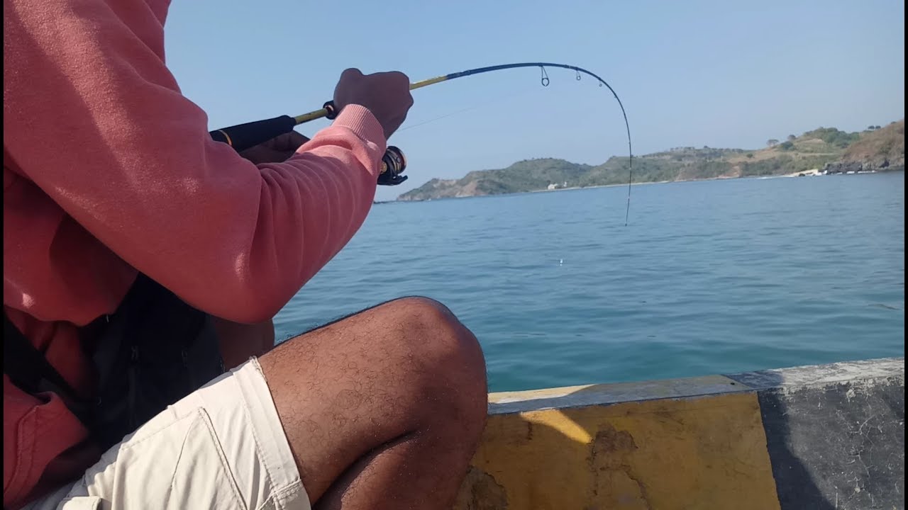 MANCING DI DERMAGA AWANG LOMBOK TENGAH || UMPAN CACING LAUT