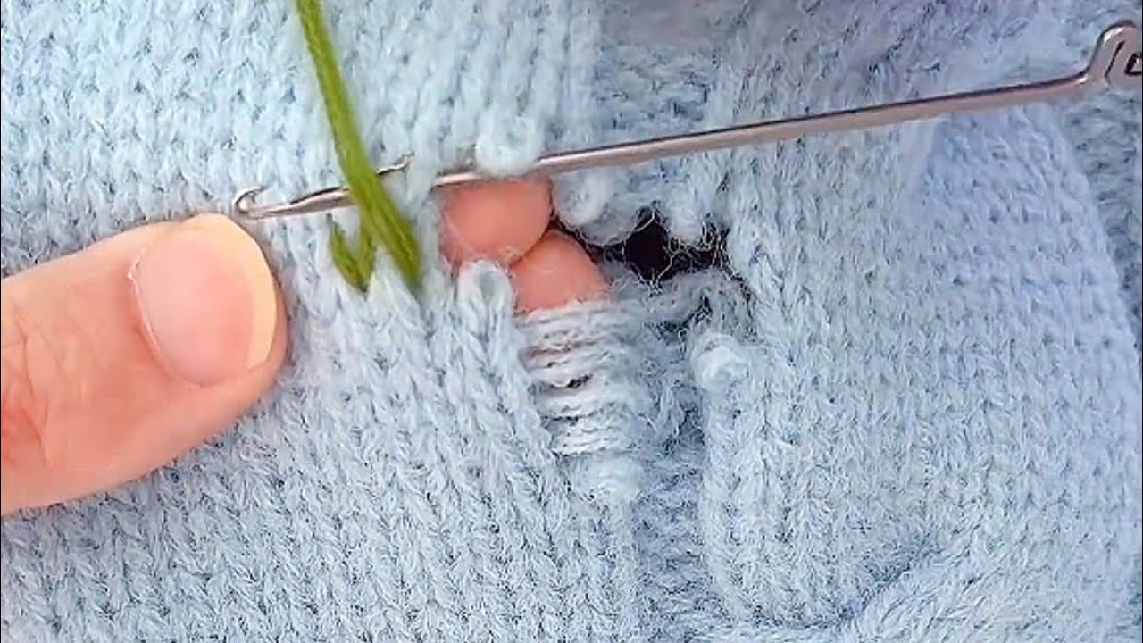 How to Invisibly Repair a Hole in a Knitted Sweater at Home Yourself ...