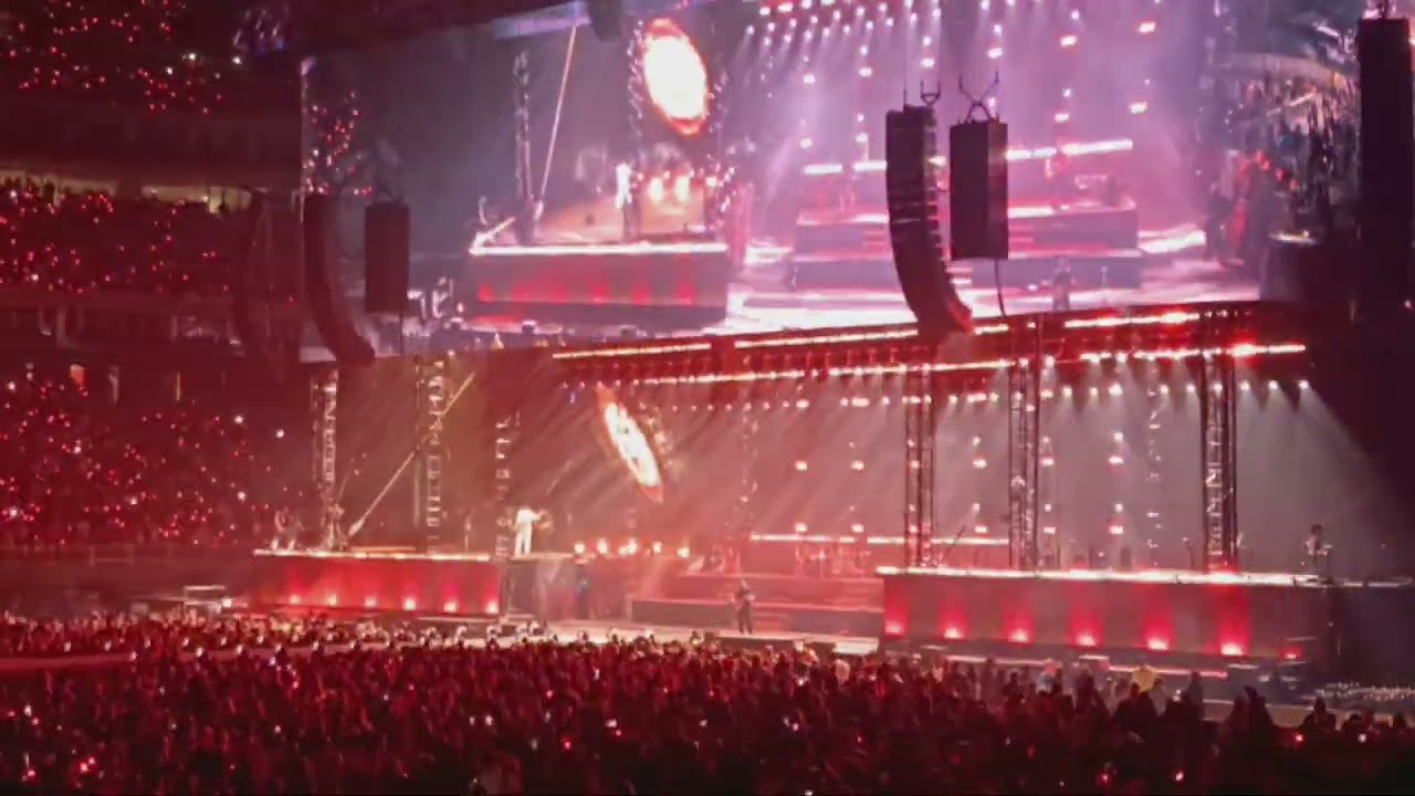 TN by Morgan Wallen in Houston TX