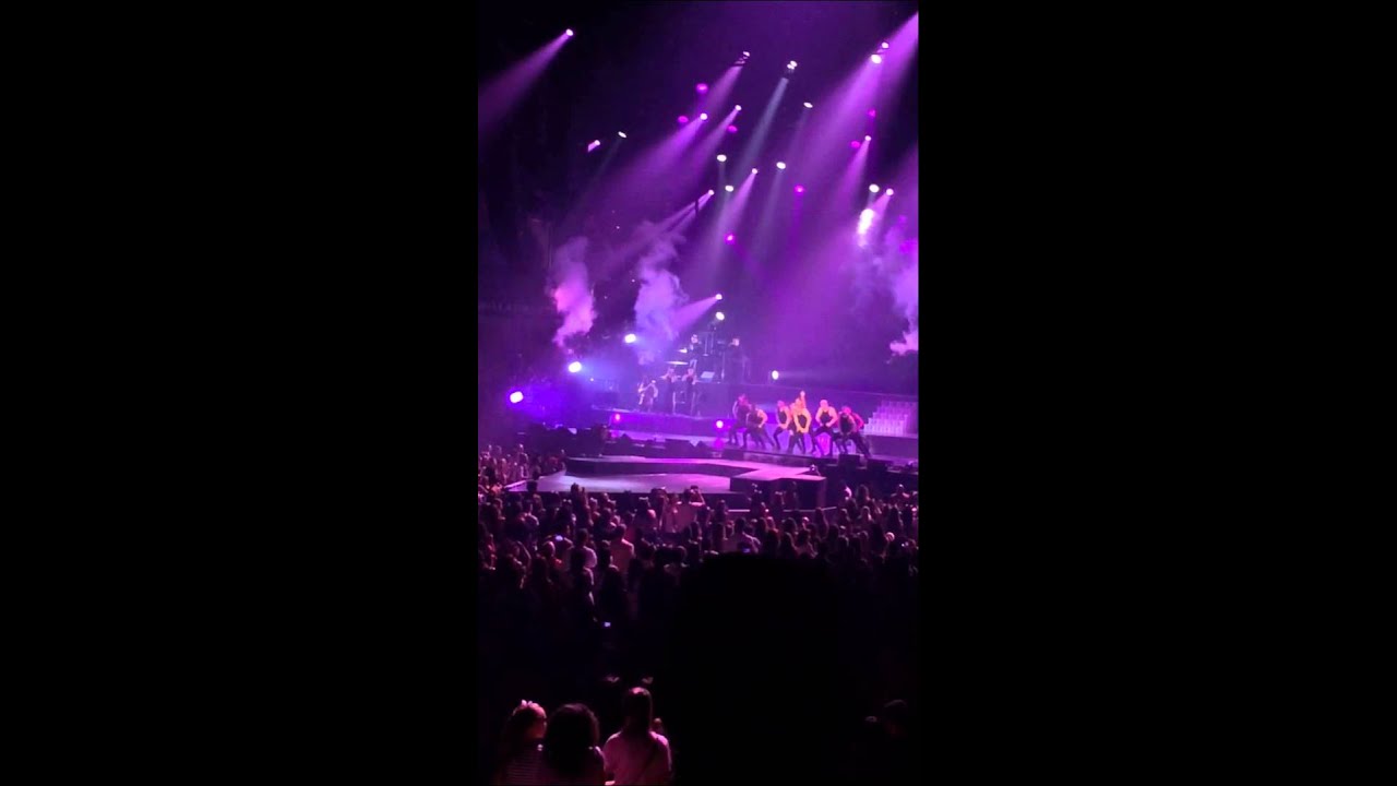 Be My Baby - Ariana Grande Honeymoon Tour Las Vegas (8/29/15)