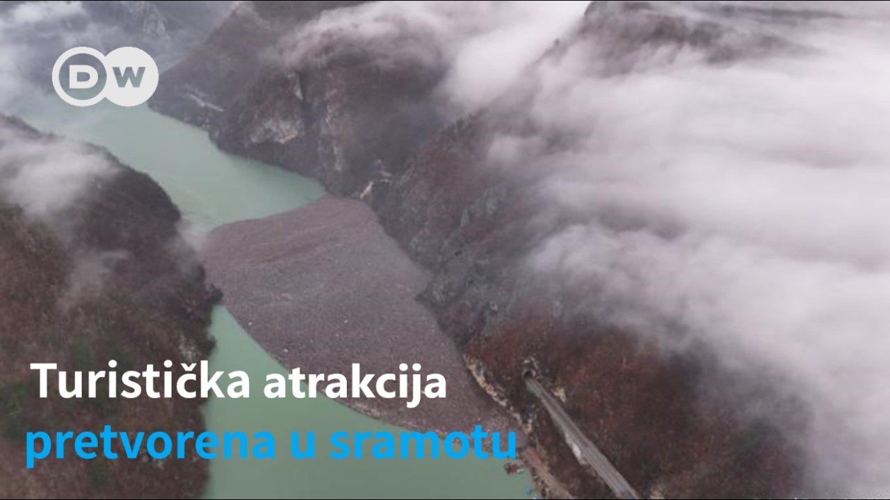 Drina: plutajuća deponija