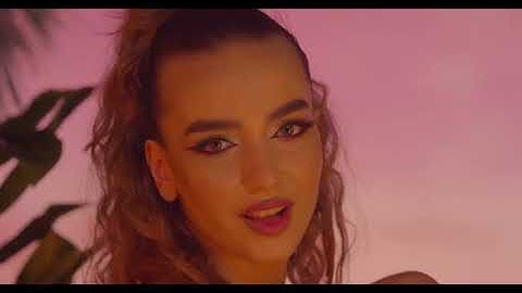 Lunna x Luis Gabriel - Ardem Amandoi ( In Mare Goi ) | Official Video |