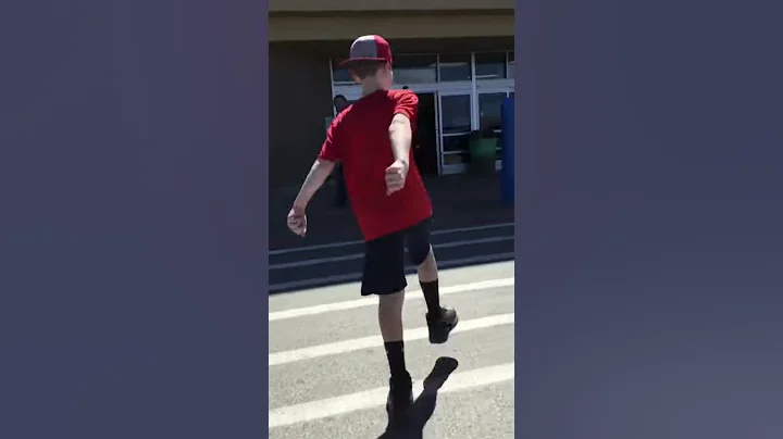 How @acepilot2k6 enters Walmart