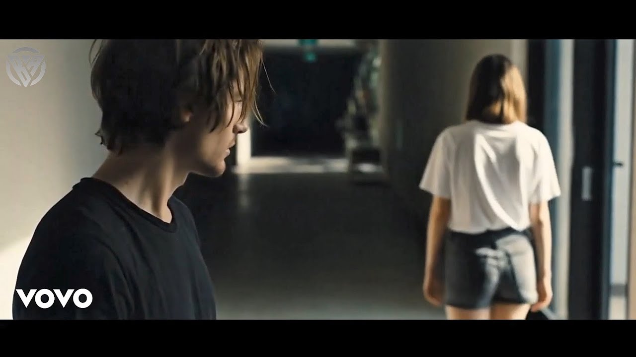 Regardez Bent Ardi - Apologize (Official music video) sur YouTube Regardez Bent Ardi - Apologize (Official music video) sur YouTube